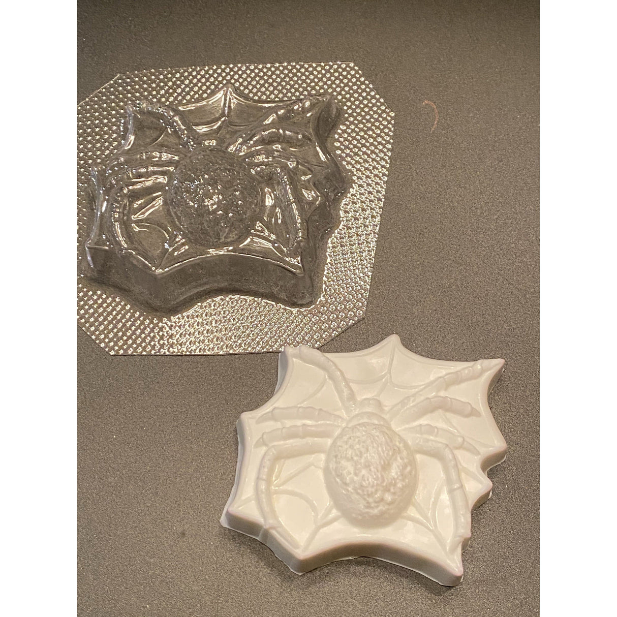 Spider Plastic Hand Mold