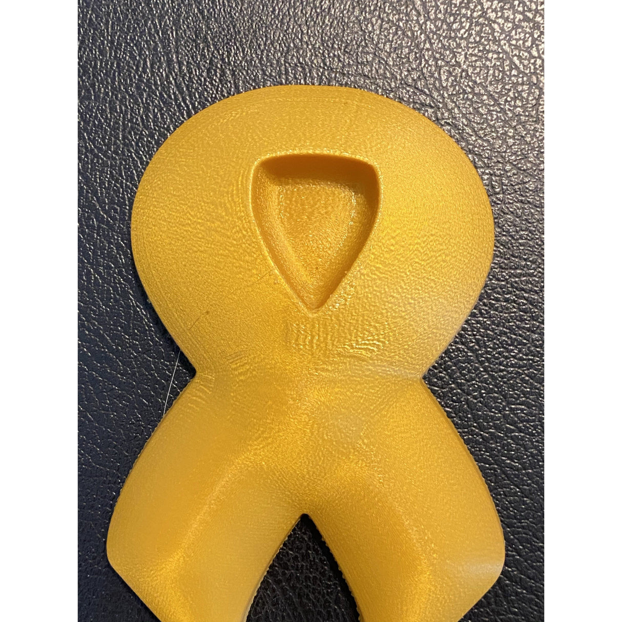 Ribbon Plastic Hand Mold