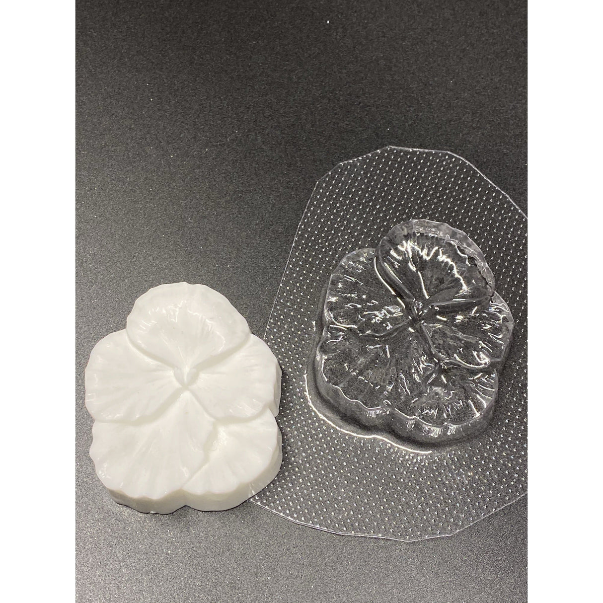 Pansy Plastic Hand Mold