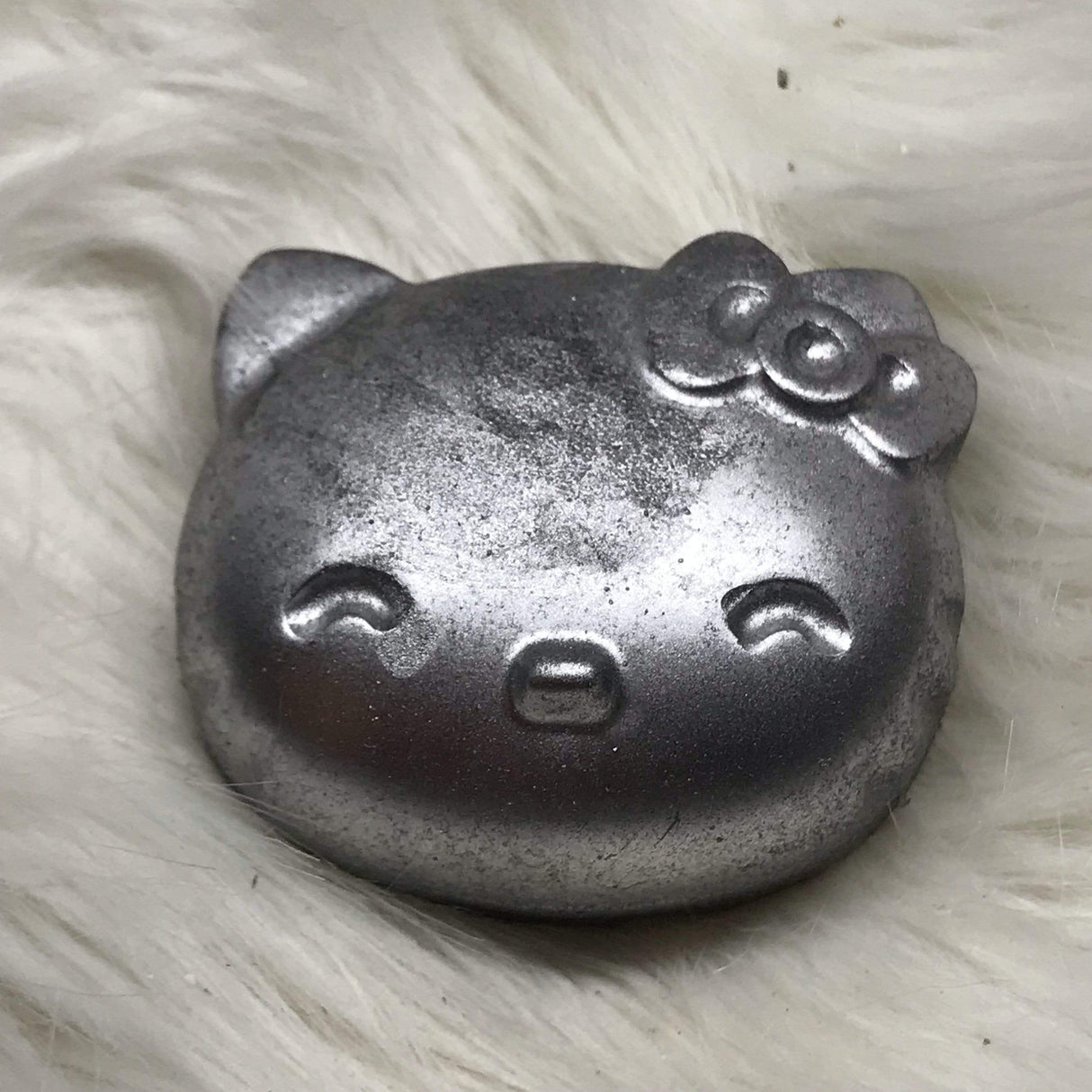 Hello Kitty Head Plastic Hand Mold